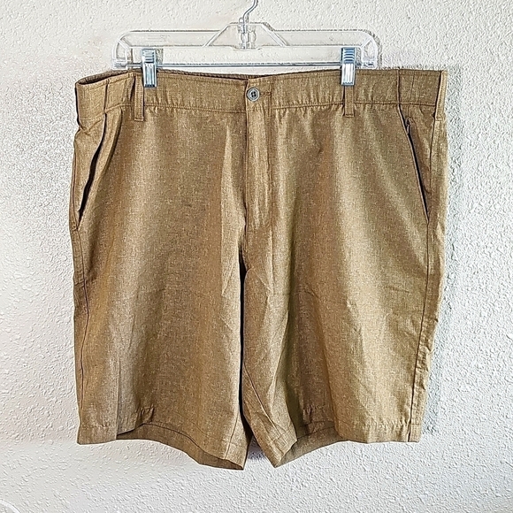 Swiss Tech Short. - Picture 1 of 7